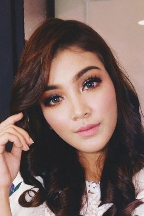 Eyka Farhana as Yati