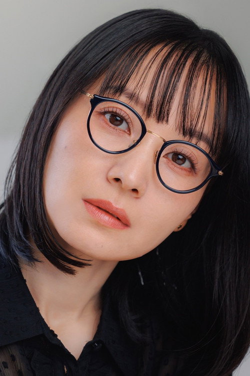 Yu Shimamura as Mana Hayashida (voice)