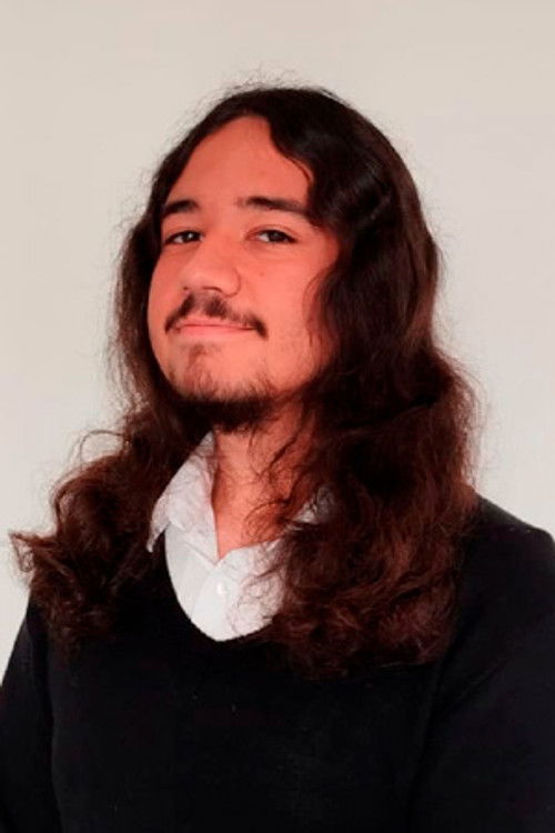 Pedro Rodriguez as Homem no banheiro