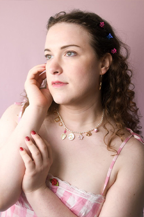 Esther Fallick as Dirk