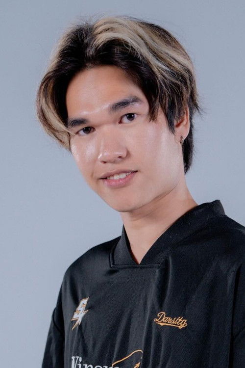 Phurinat Boonchu as Khiw