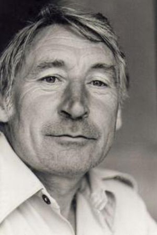 Jozef Majerčík as Macek