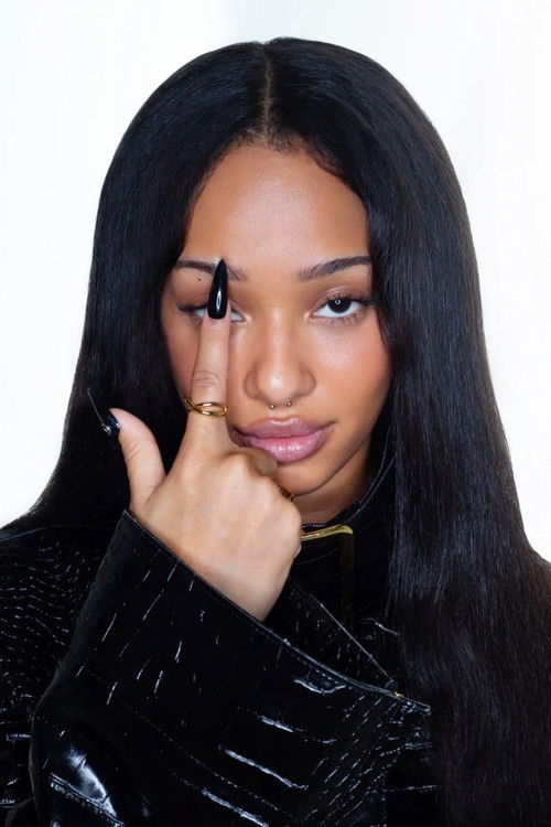 Manon Bannerman as Self