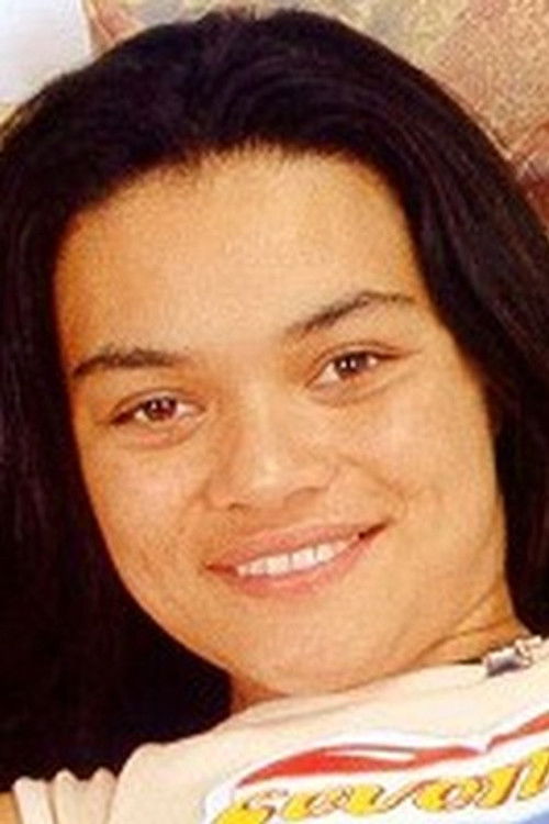 Geraldine Martin as (as Mesi Okura)