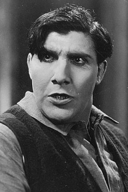 Raoul Paoli as Tennis Champion