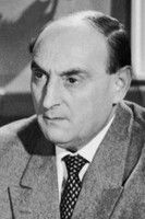 Kurt Ehrhardt as Ernst Heinrich Ernesti / Prof. Albert Einstein