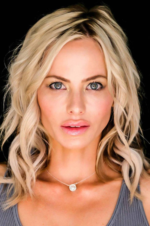 Charity Rahmer as Parker Jameson