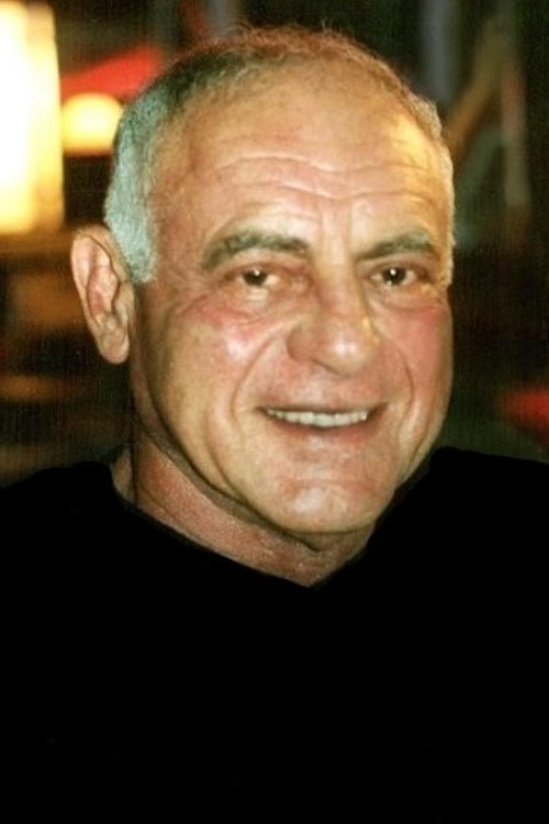 Jonathan Haze as Joey