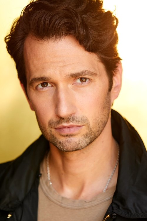 Christian Zuber as Daniel Maynon