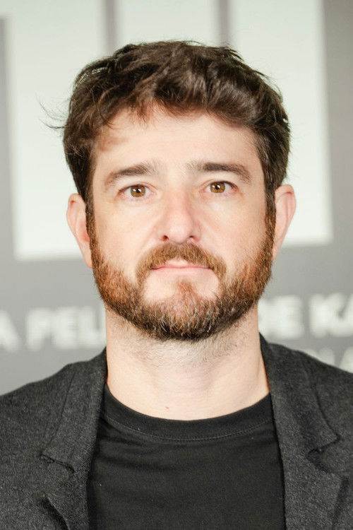 Gorka Otxoa as Pello