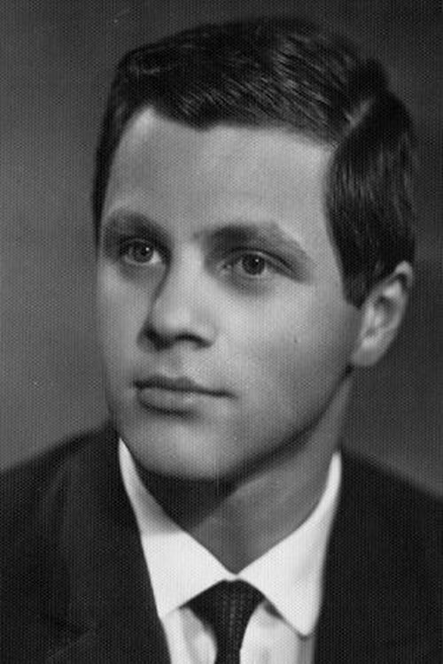 Borys Vozniuk as Squire Trelawney (voice)