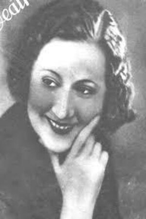 Josefina Tapias as Tía Remedios