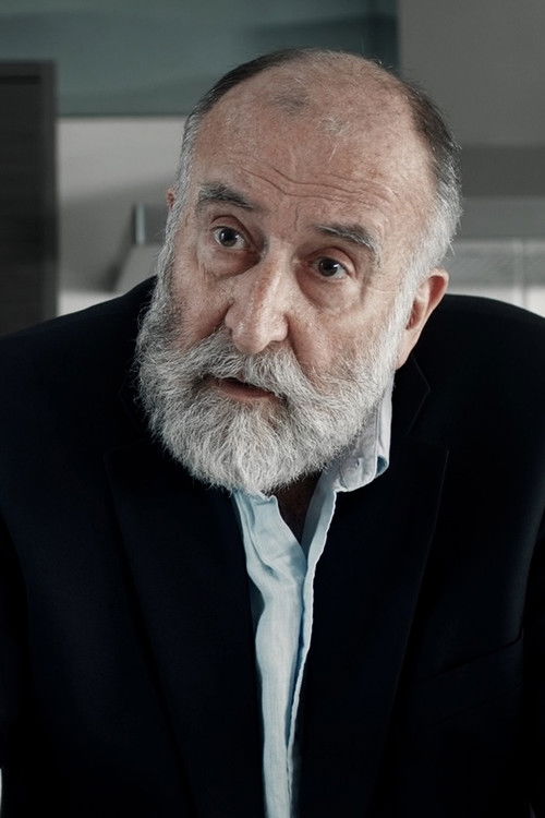 Alan Bratt as Sylvester