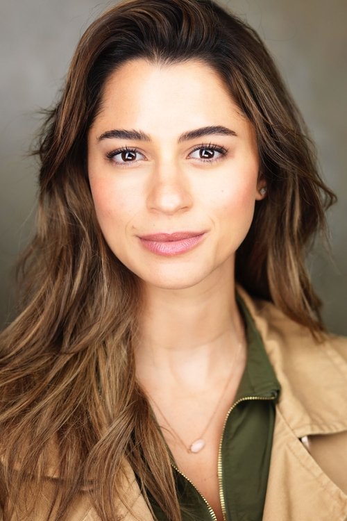 Lauren Biazzo as Leah