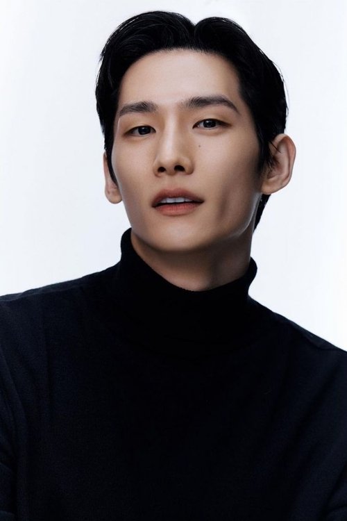 Park Hyeong-seop as Yoo Min