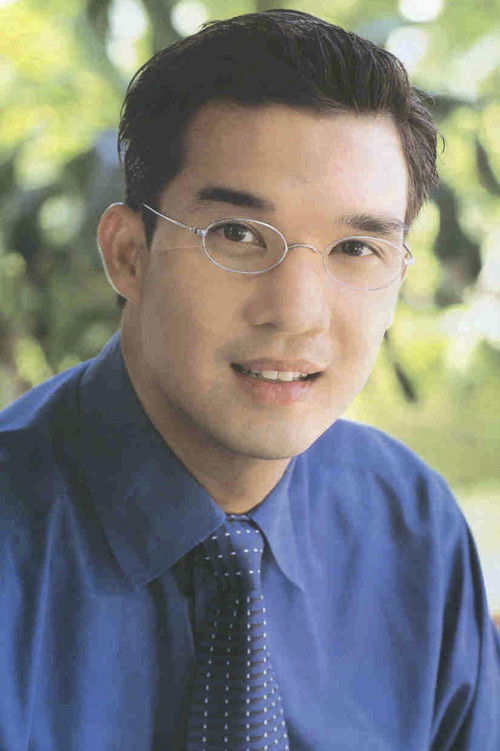 Danuporn Punnakan as Chuck