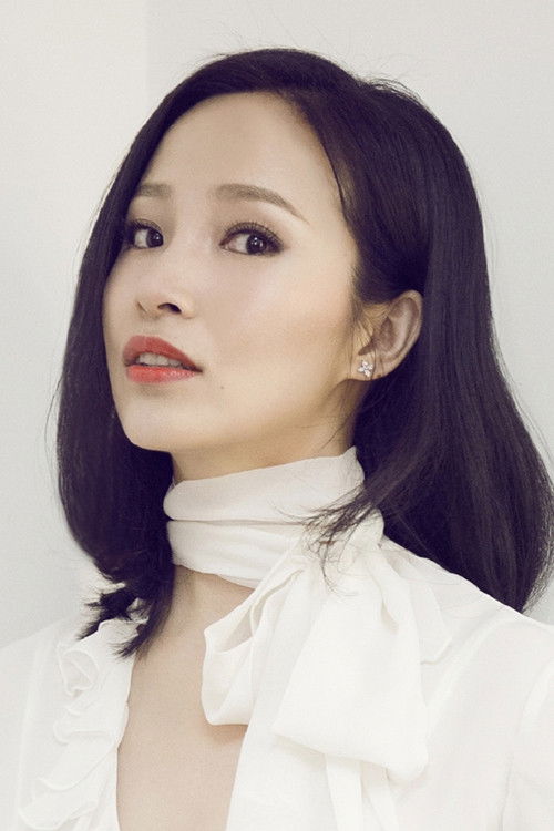 Kaichun Yang as Female Star