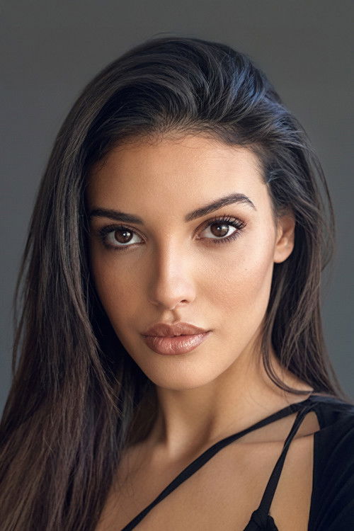 Mahassine Merabet as Nilüfer Hatun