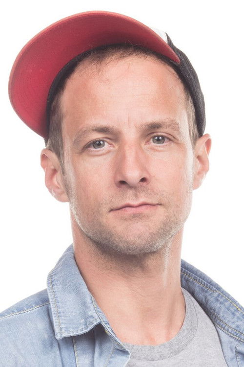 Martin Schick as Aschi Rösli