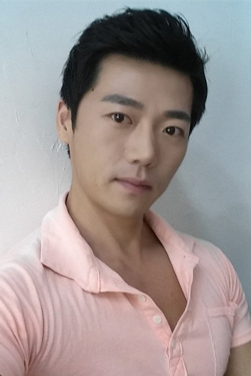 Sang Woo as Yong-hwa