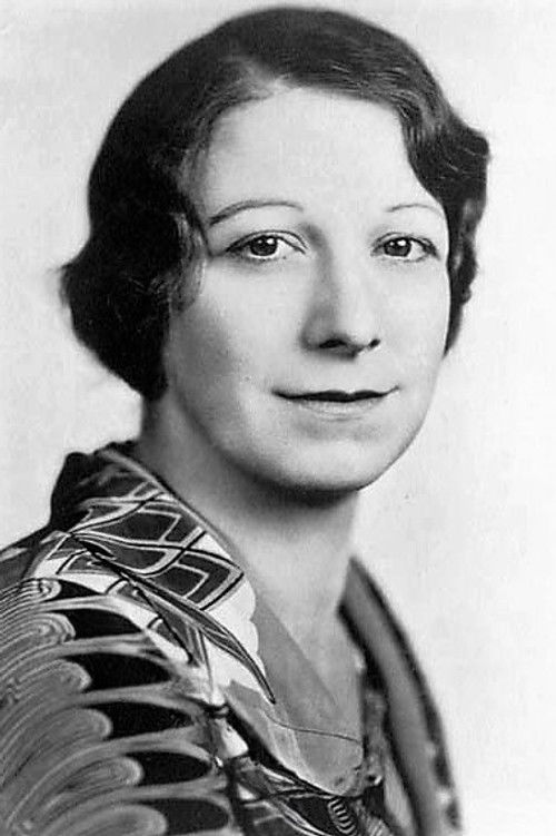 Ruth Warren as Arlene's Maid (uncredited)