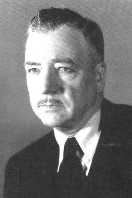 Frank LaRue as Commissioner Ralph Weston