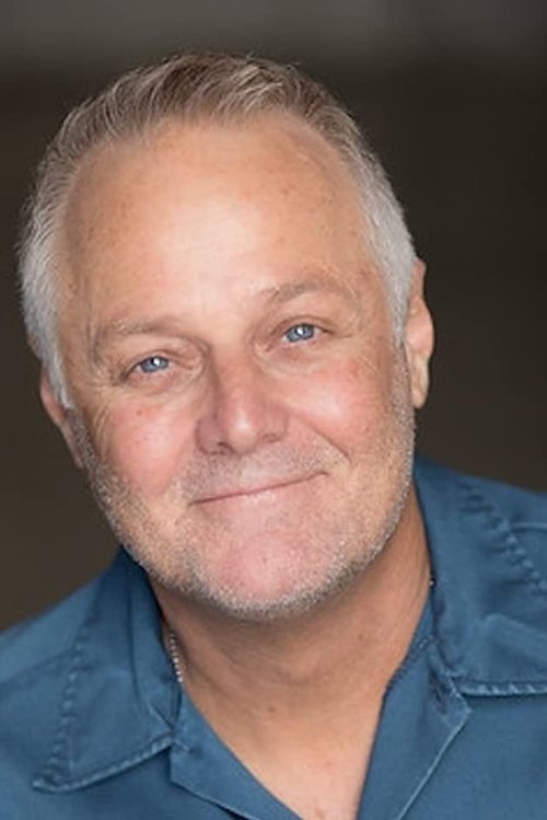 Tommy Hinkley as Mitch