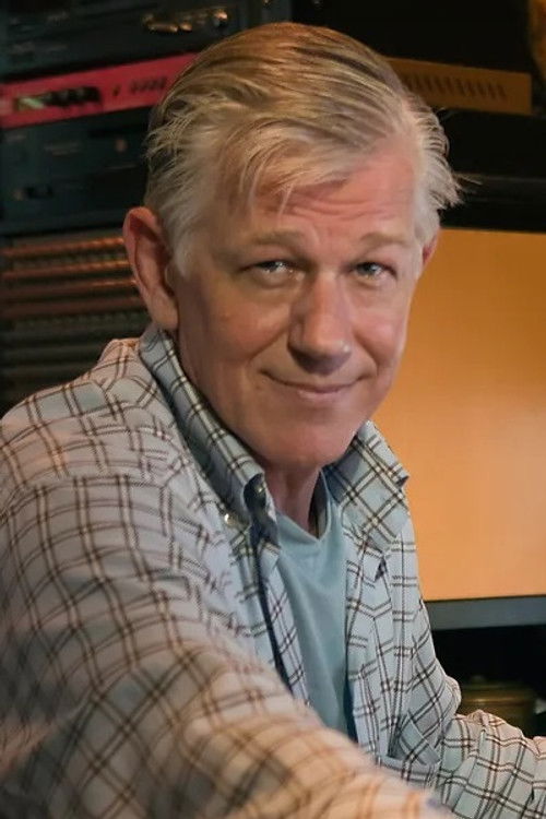 Juus Piek as (voices)