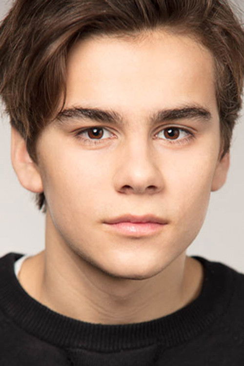 Thomas Dufour as Gab