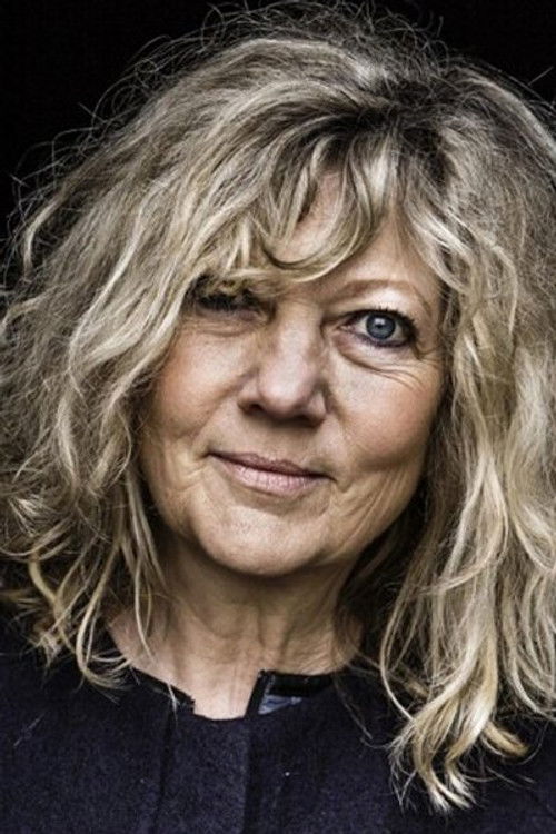 Rikke Wölck as Karen