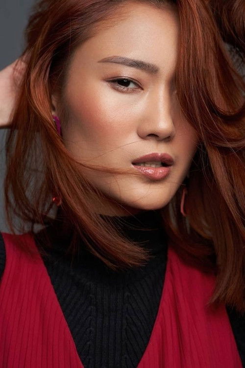 Ayu Gani as Judge / Model Mentor