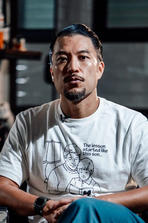 Julius Brian Siswojo as Uncle Sing