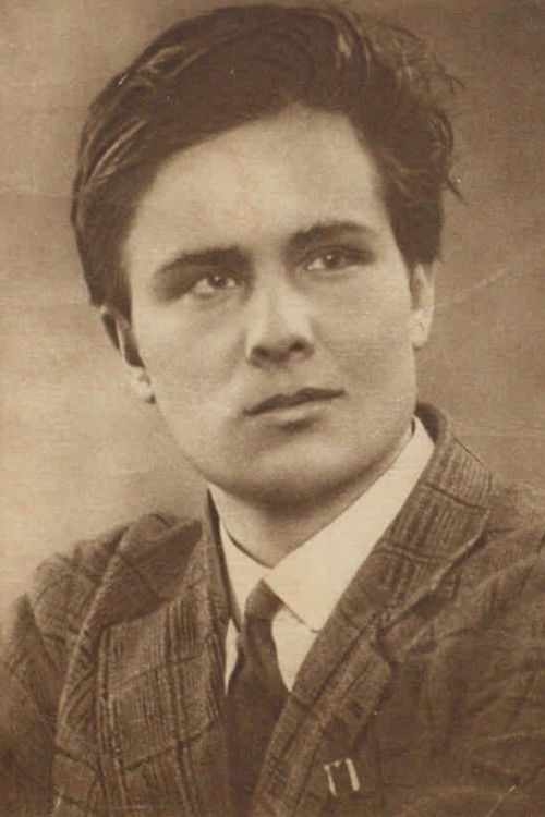 Petro Masokha as Captain Smolokurov (uncredited)