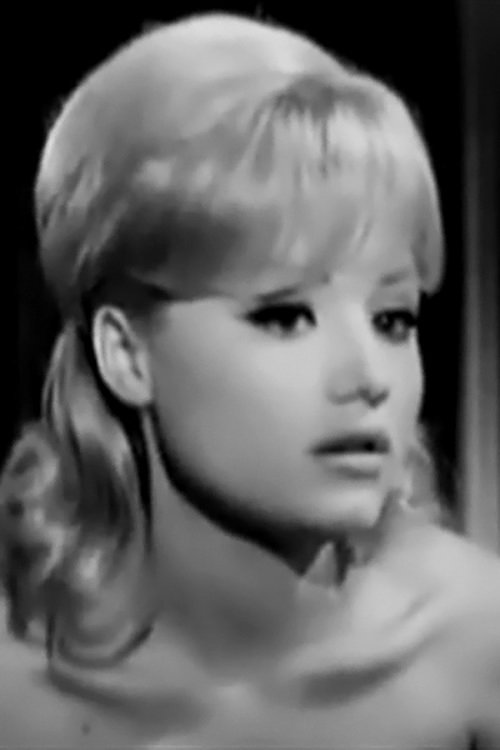 Gorgo Hrelia as Tina