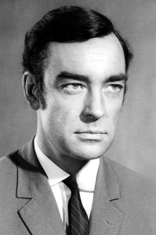 Richard Johnson as Hugh "Bulldog" Drummond