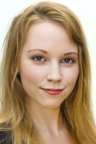 Enni Ojutkangas as Mari