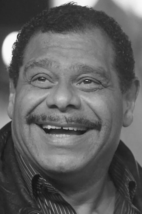 Günther Kaufmann as American on Train