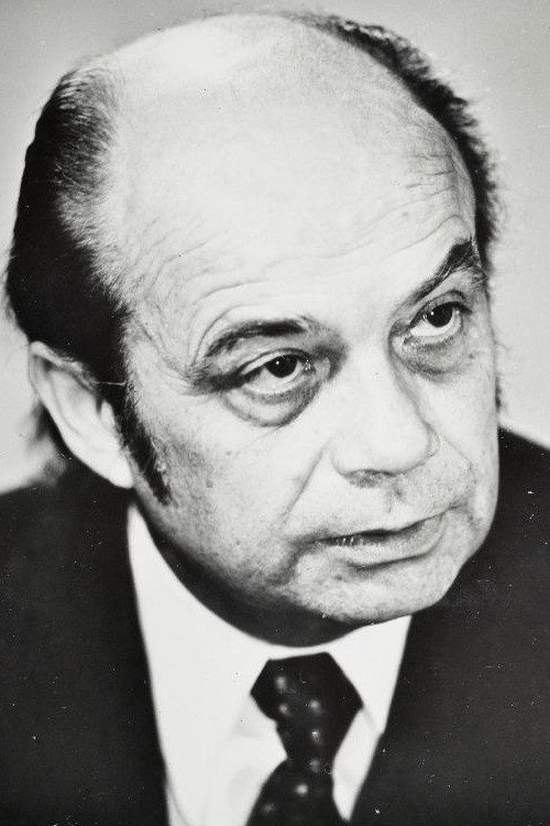 Karl Jürgens as Blacksmith