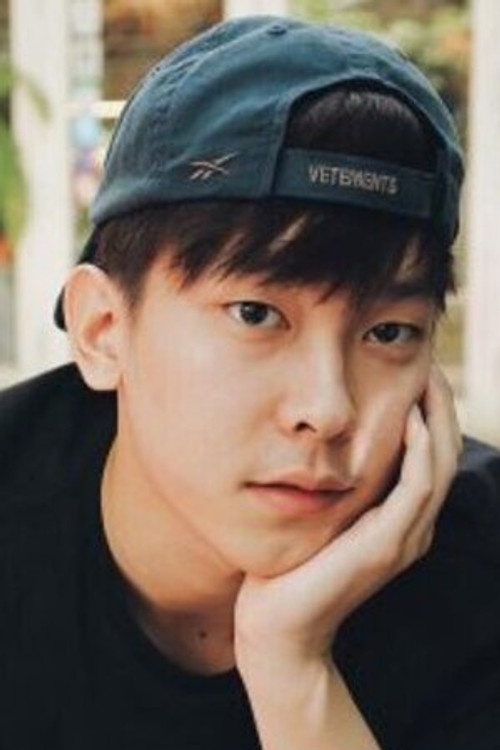 Boss Thapanat Athikompokin as Waenfah