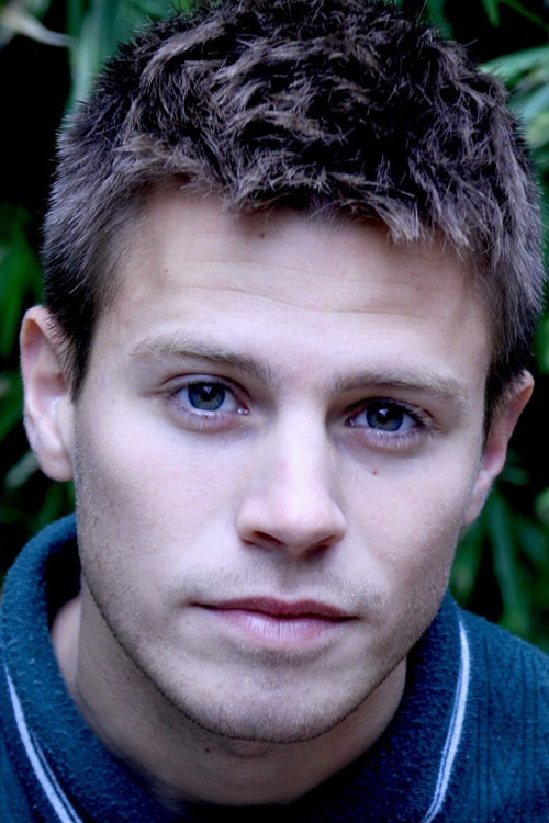 Audran Cattin as Gus