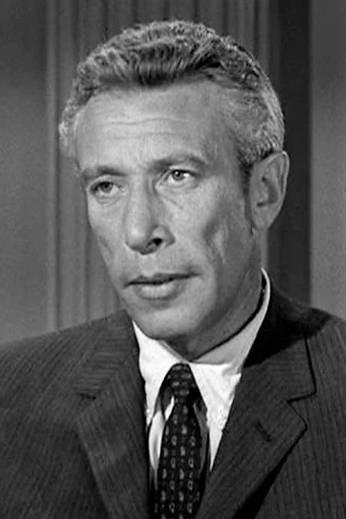 Mort Mills as Highway Patrol Officer