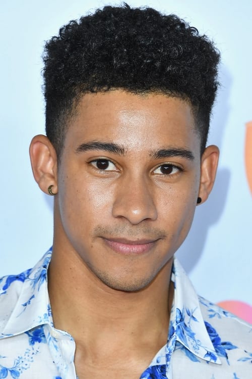 Keiynan Lonsdale as Garret