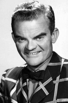 Spike Jones as Lt. 'Mac' McGinty
