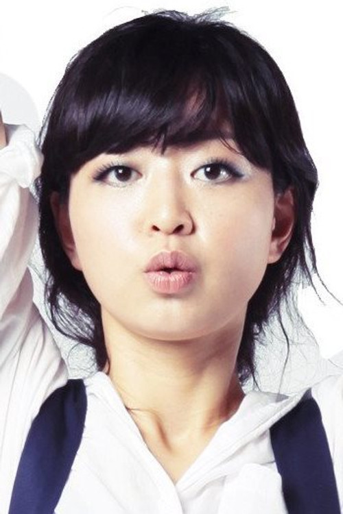 Seo Young-ju as Kim Yang-hee