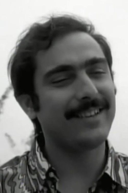 Adolpho Chadler as Agente 55