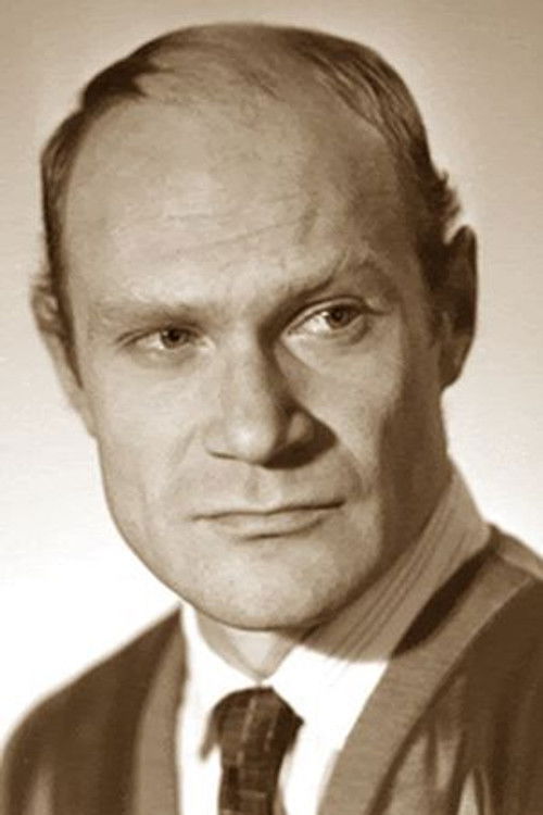 Yuriy Sherstnyov as главарь банды