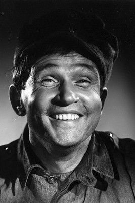 Leo Riuttu as Antti