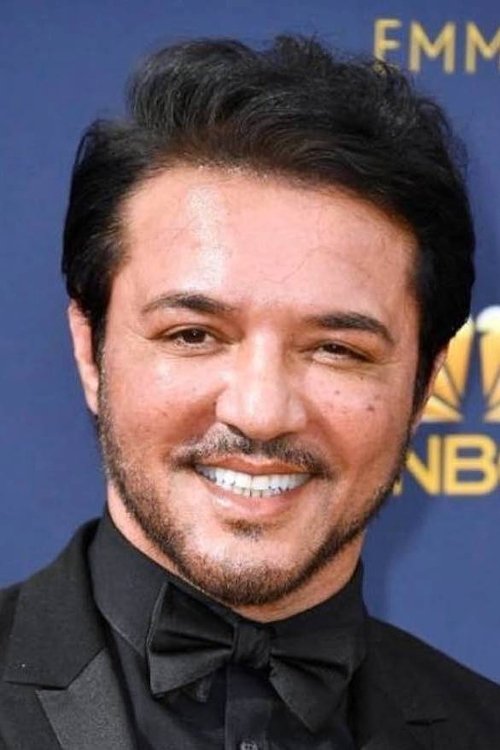 Bobby Emprechtinger as Domenic