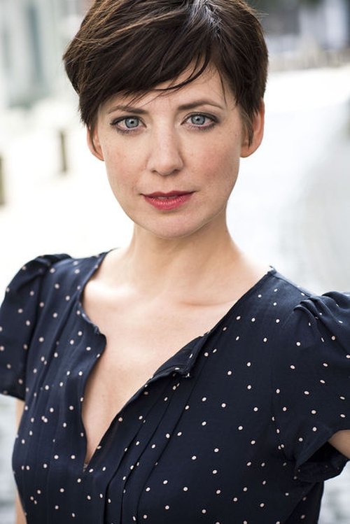 Caro Scrimali as Djeska