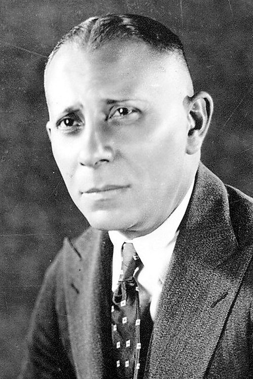 Erich von Stroheim as Andre Desormeaux